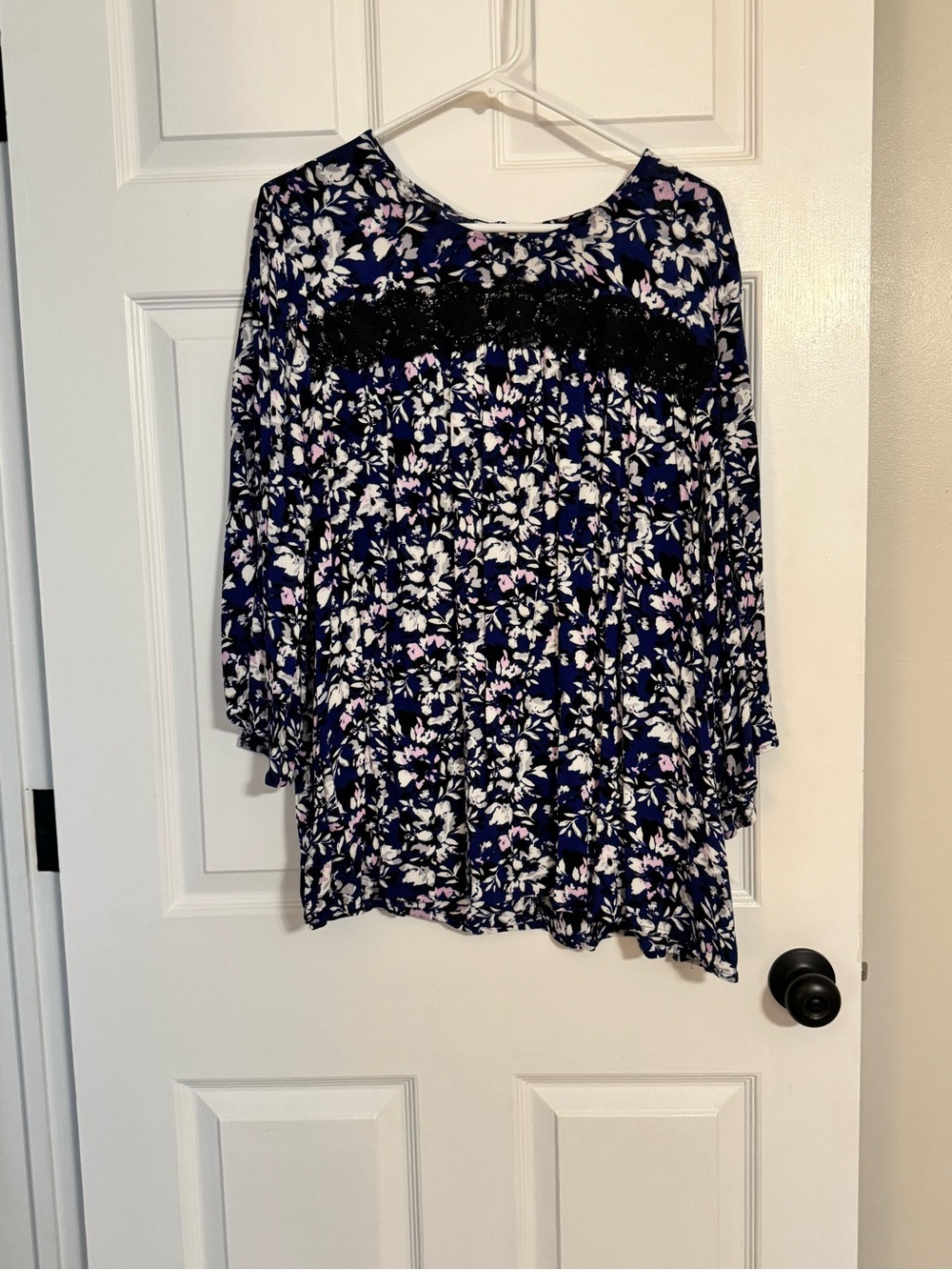 Lane Bryant Cobalt Floral Swing Blouse with Black Lace Detail and 3/4 Sleeves